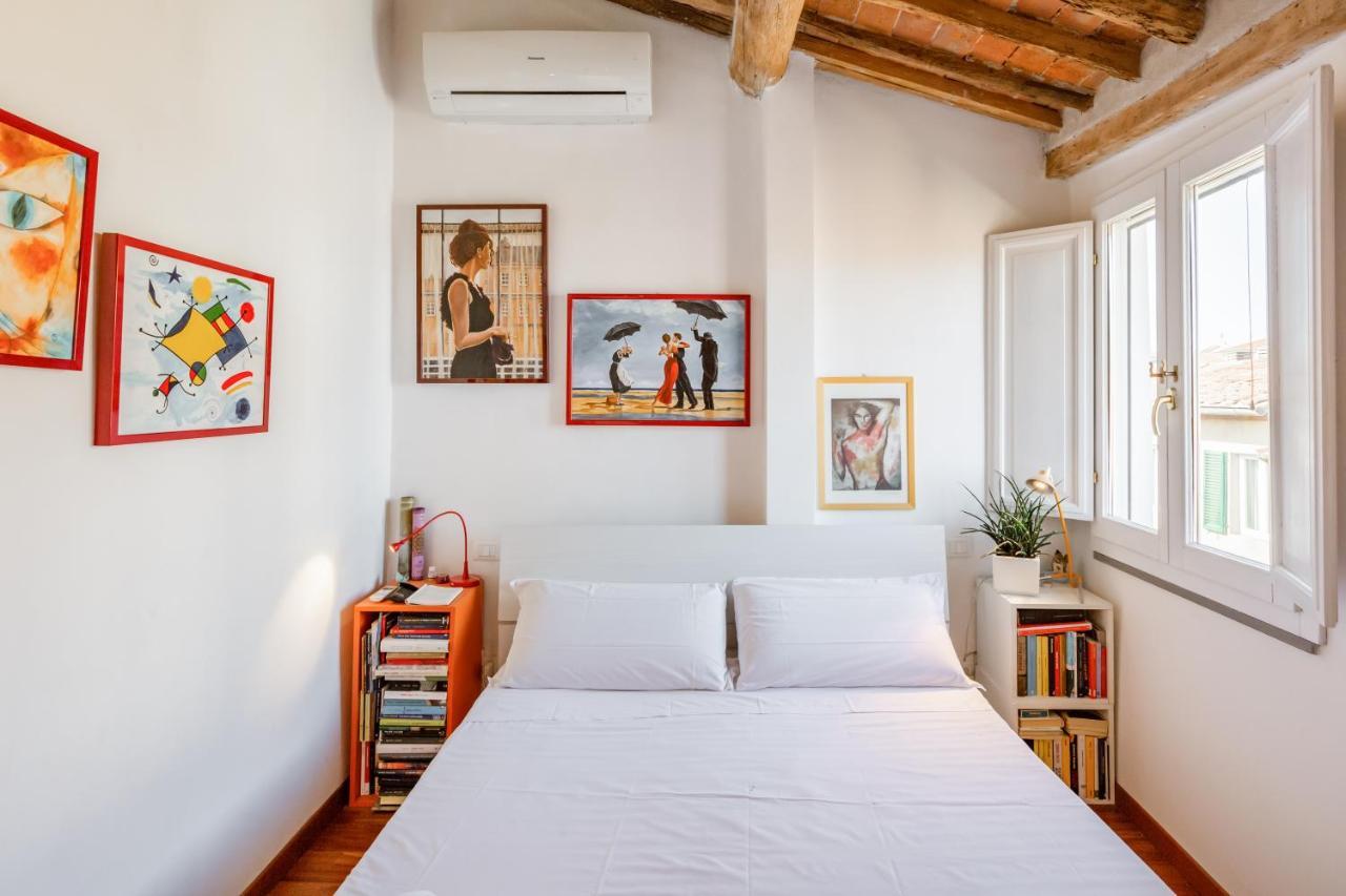 Piazza Dei Cavalieri Orange Attic Apartment Pisa Exterior foto