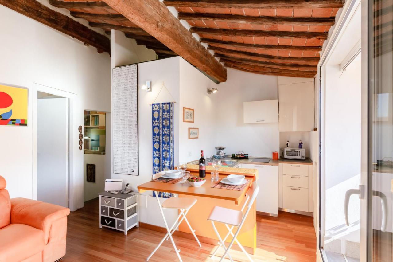 Piazza Dei Cavalieri Orange Attic Apartment Pisa Exterior foto